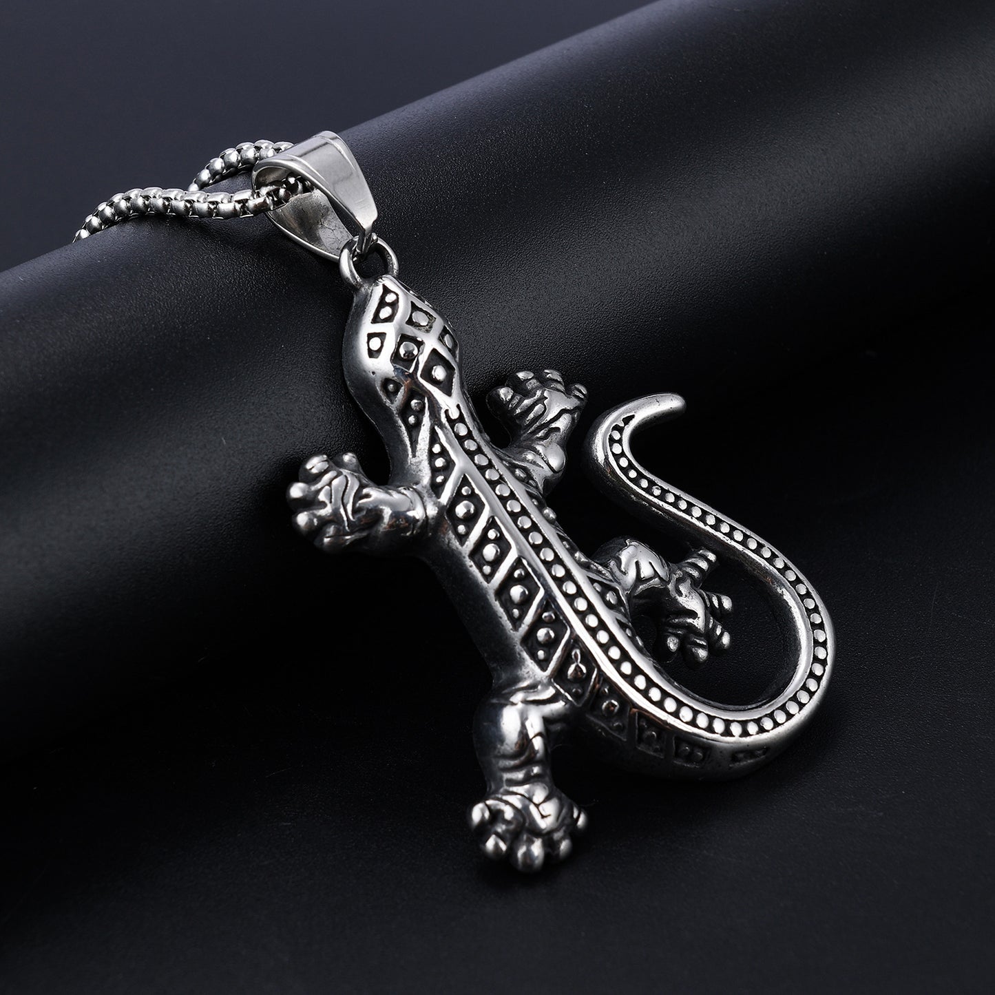 Gecko Lizard Stainless Steel Pendant