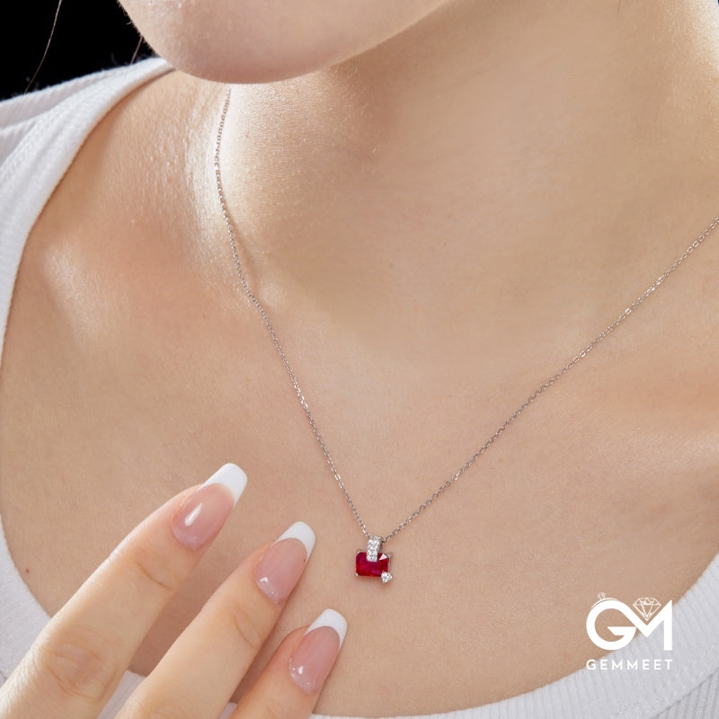 S925 Silver Rectangular Single Rose Red Zircon Necklace