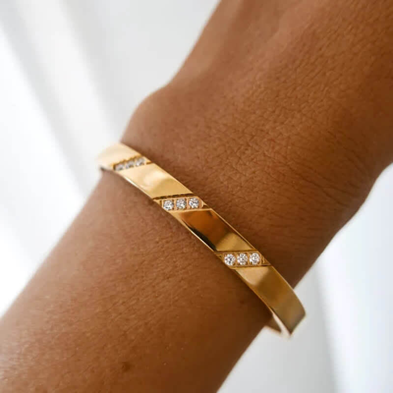 Women's Trending Gold Baguette Bracelet