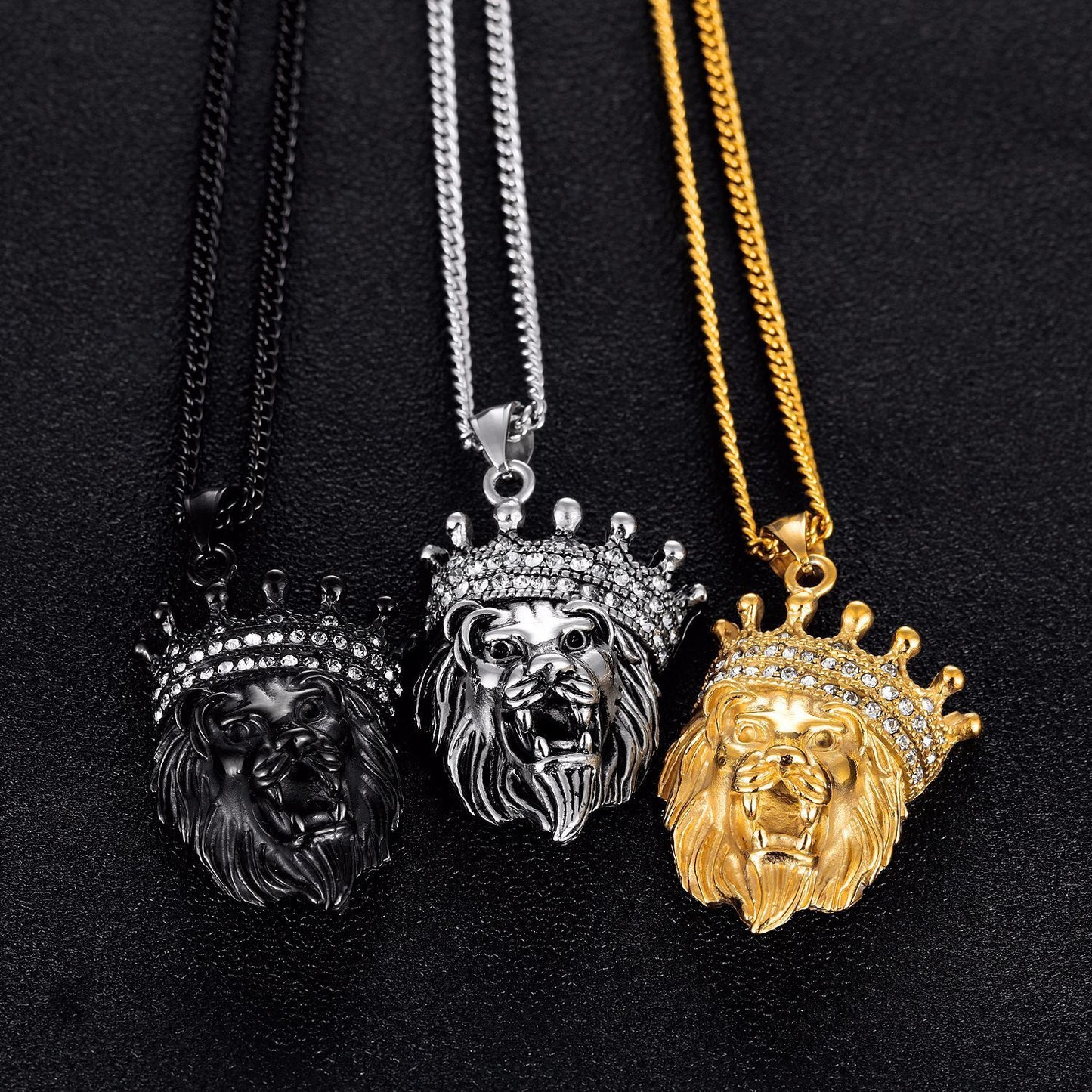 Goldern Three-dimensional Crown Lion Head Pendant Necklace