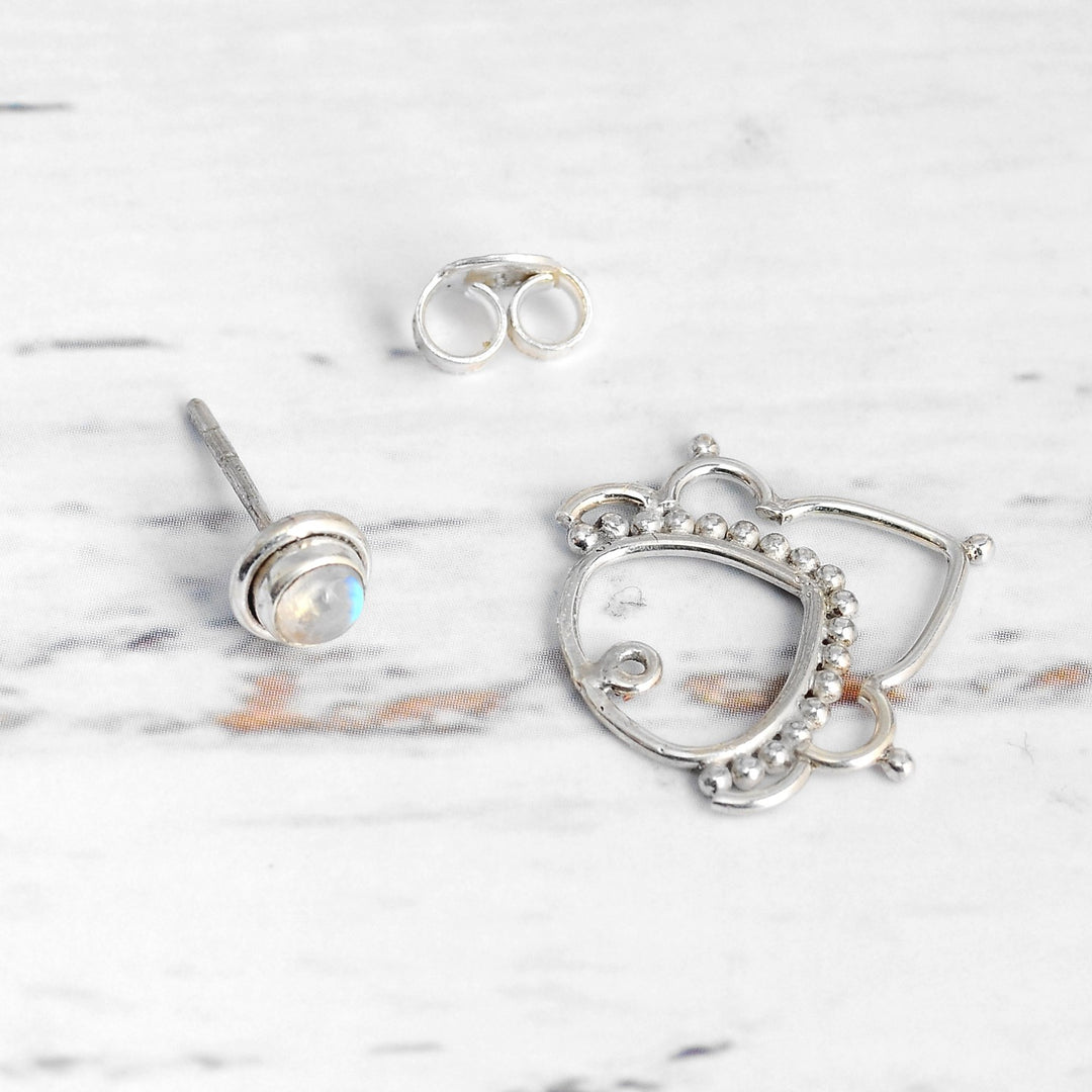 Presale: Retro Hollow Flower Moonstone Earrings