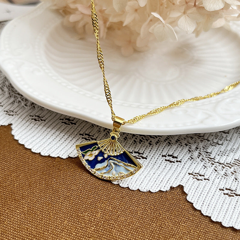 Stylish Folding Fan Pendant Necklace