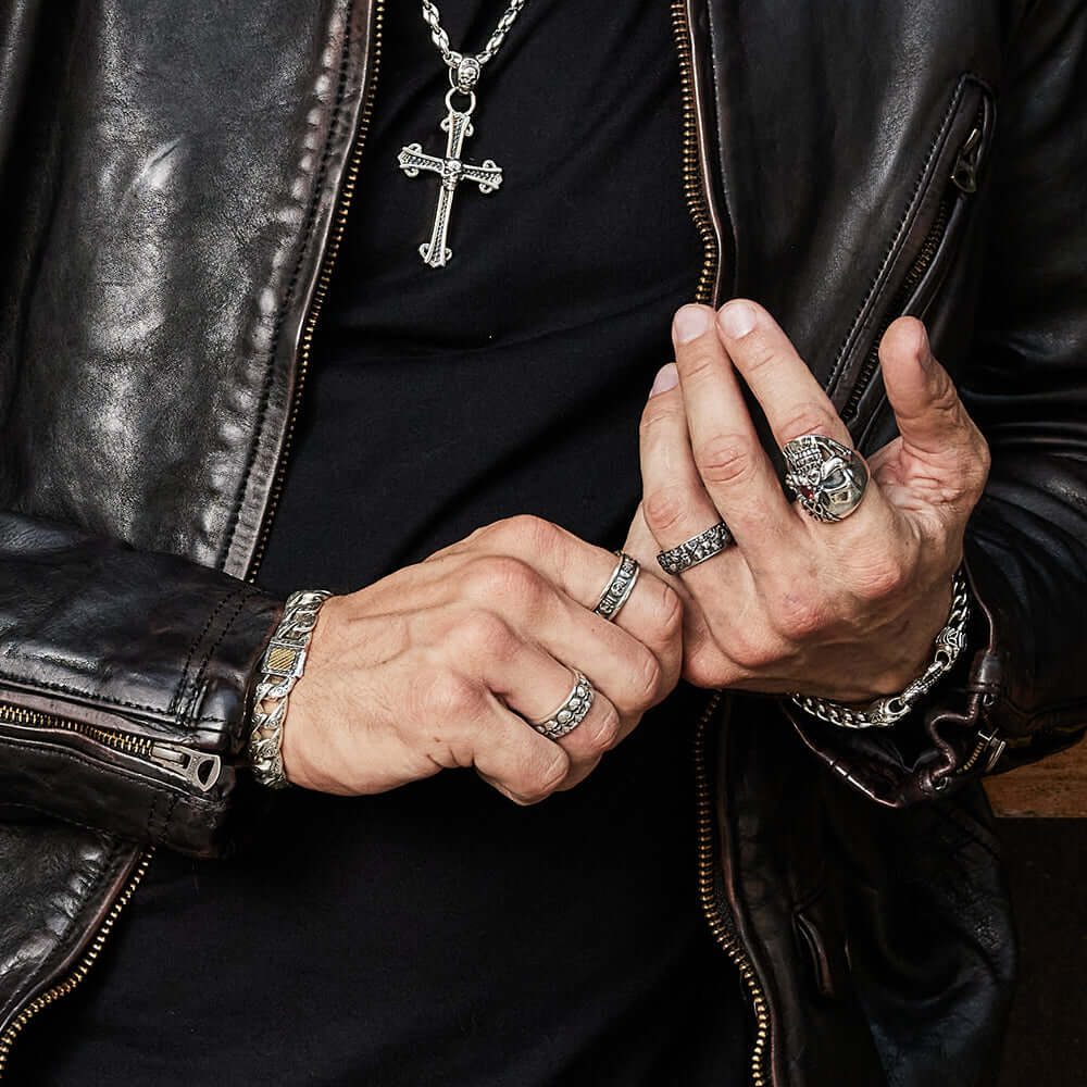 Vintage Men's Full Turn Skull Rings