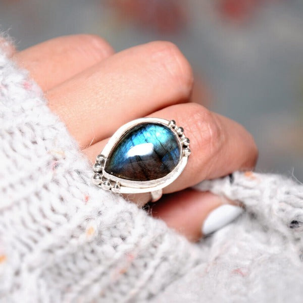 Preorder: Drip Shape Teardrop Labradorite Ring