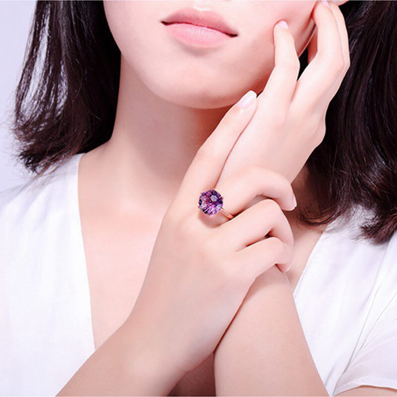 Six-claw Amethyst Colored Gemstone Fashion Temperament Ring