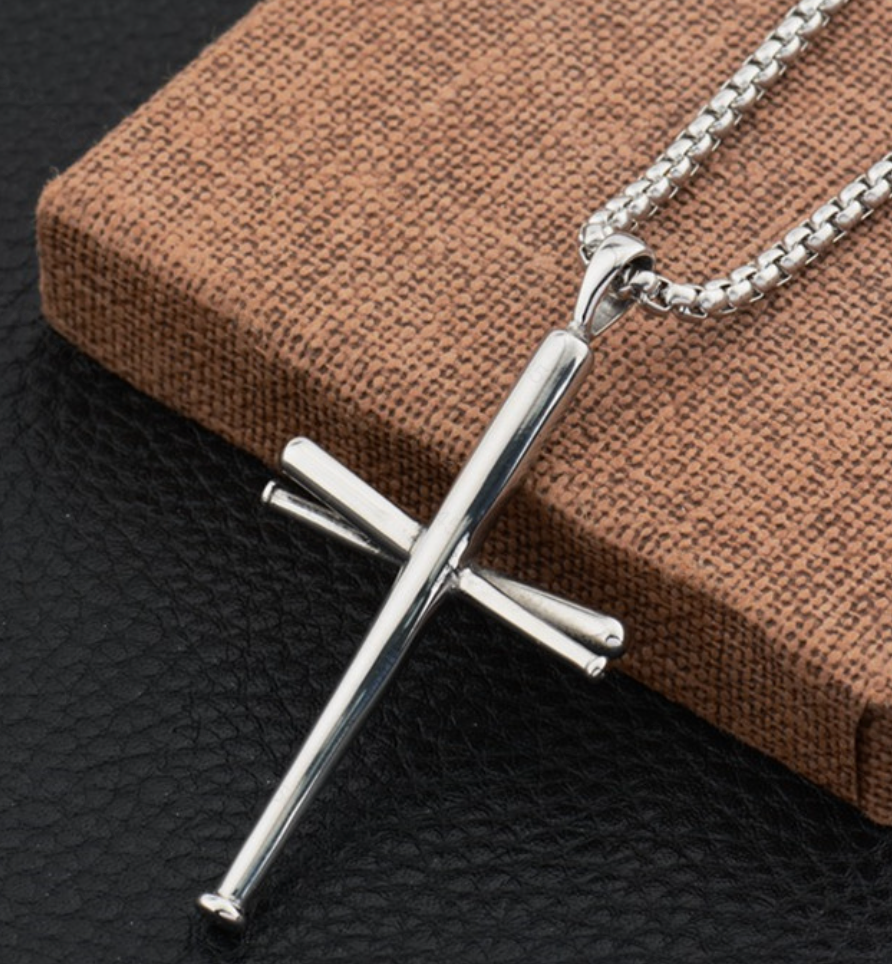 Fashionable Men's Cross Necklace