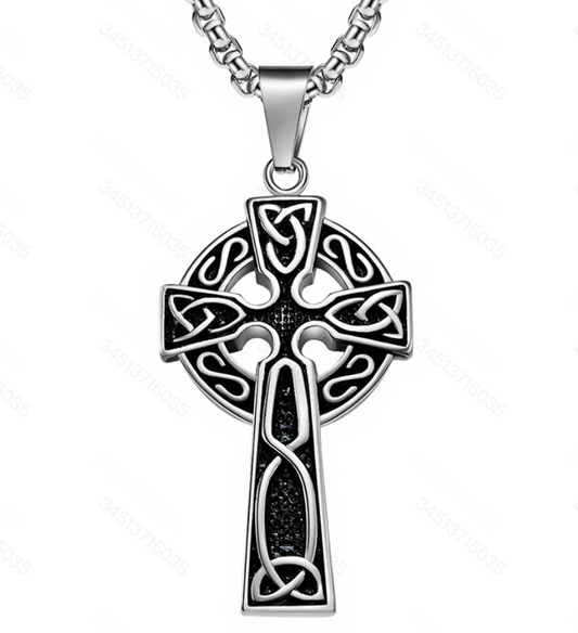 Fashionable Men's Necklace With Celtic Cross Pendant