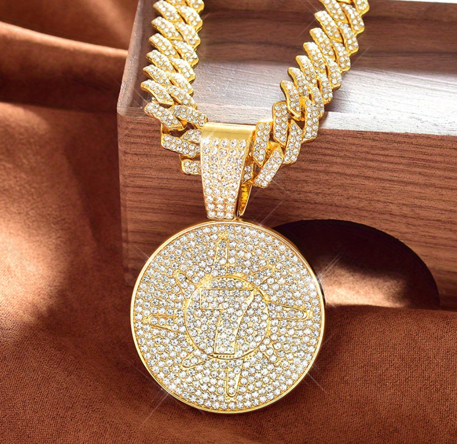 1pc Stylish Round Pendant Necklace, Hip-hop Punk Style Necklace