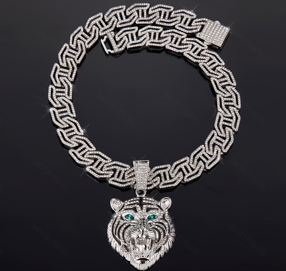 Avant-Garde Tiger Head Necklace - Bold Unisex Accessory Inspiring Courage and Style