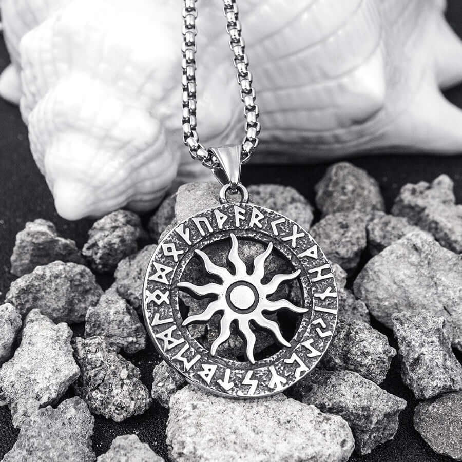 Vintage Sun Wheel Flower Necklace