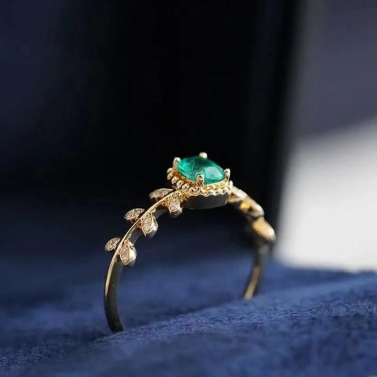 Vintage Emerald Leaf With Zircon Ring