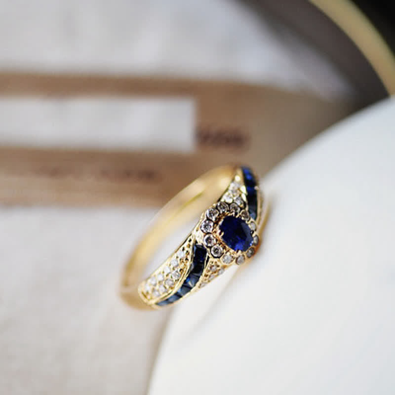 Noble Luxury Sapphire Ring