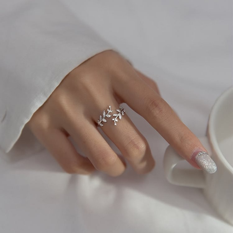 Fashion Women's Creative Leaf Ring