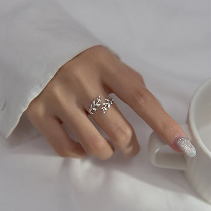 Fashion Women's Creative Leaf Ring