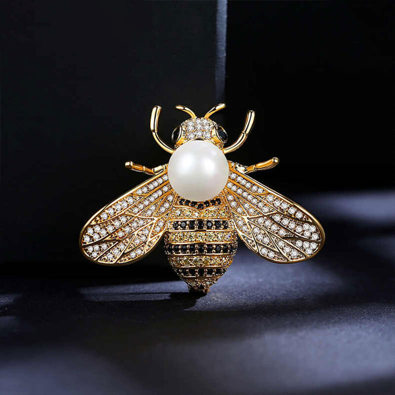 Luxury Shiny Organic Peal Full Stones Bee Brooch