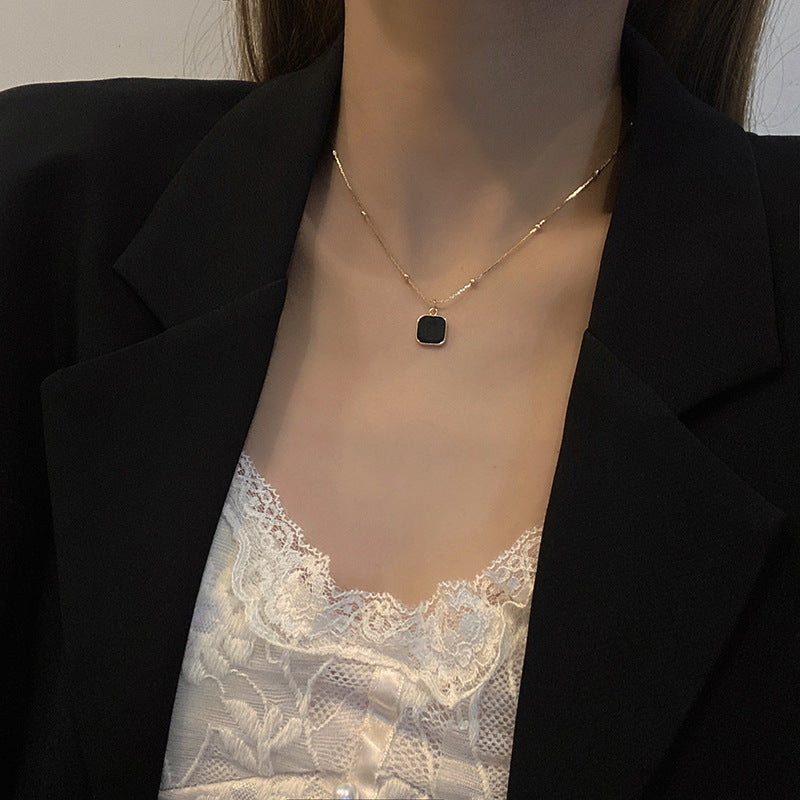 Black Dark Geometric Block Light Luxury Niche Design Necklace