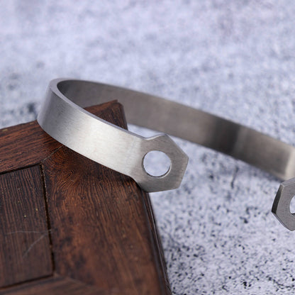 Fashion Simple Titanium Steel C-shaped Open Bracelet