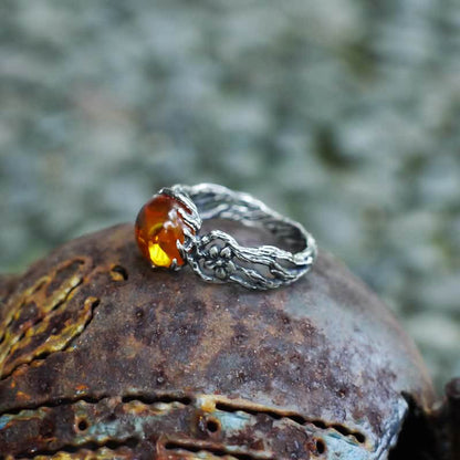 Antique Silver Amber Flower Ring