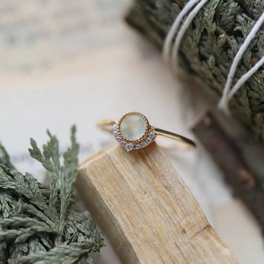 Natural Peridot Vintage Delicate Open Ring