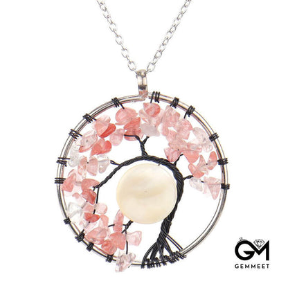 Wound Shell Curved Crystal Necklace