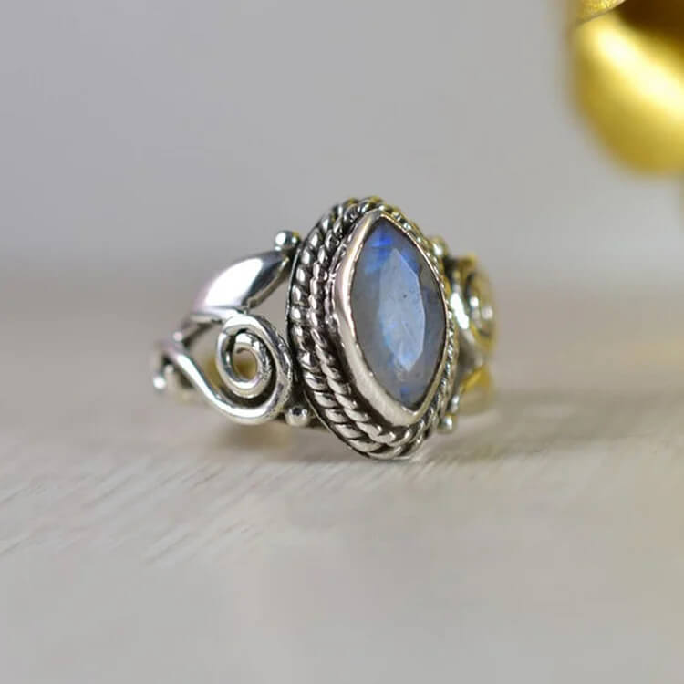 Rainbow Moonstone Vintage Ring