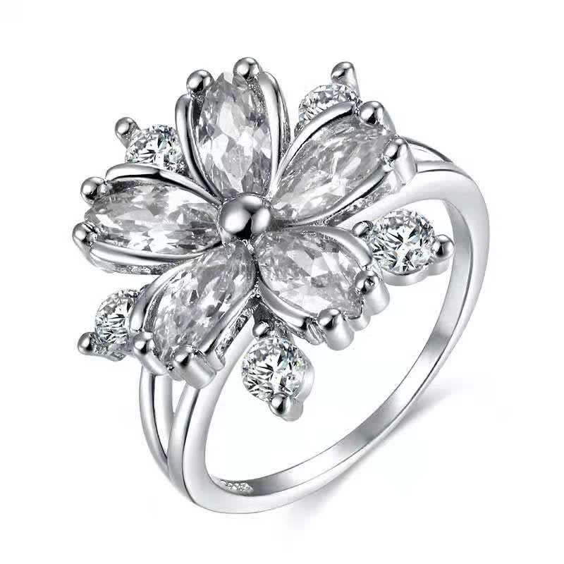 Romantic Design Unique Flower Ring