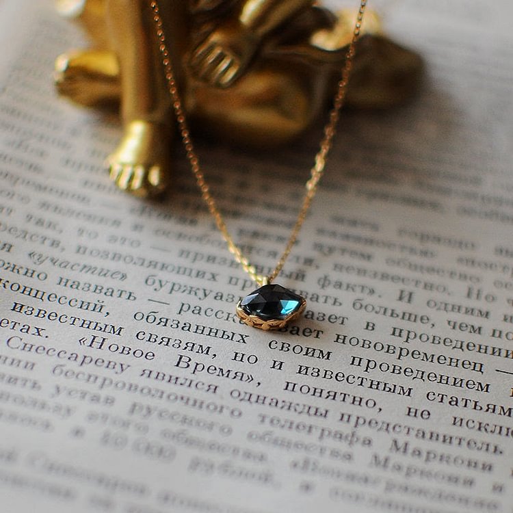 "Eye of Agamotto" Blue Topaz Retro Design Necklace