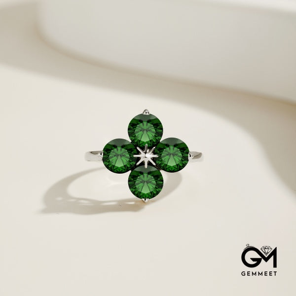 S925 Green Zircon Four-leaf Clover Octet Star Ring