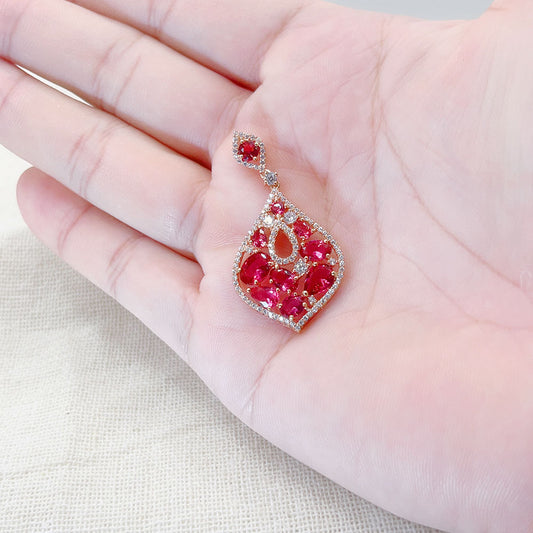 Pear Shaped Water Drop Shaped Pink Zircon Pendant