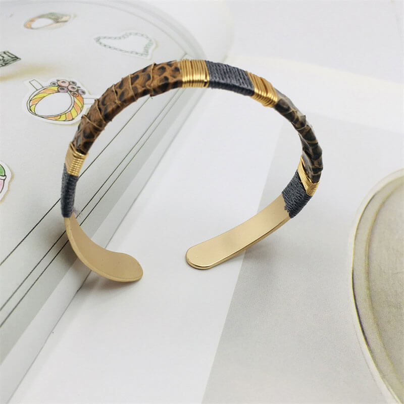 Metal Snakeskin Hand-woven Simple Fashion Temperament Bracelet