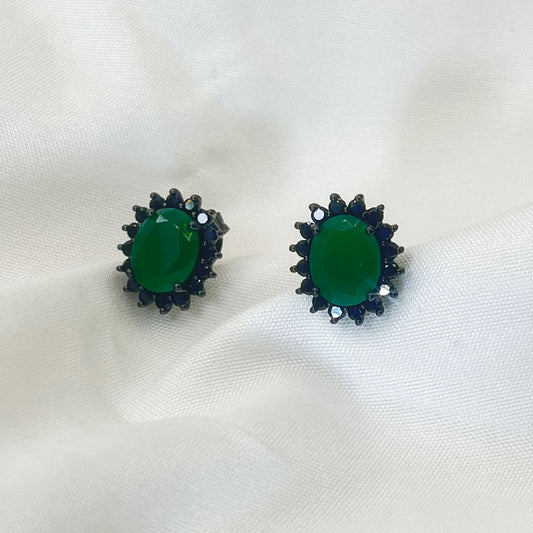 Black Flower Shape Inlaid Green Zircon Earrings