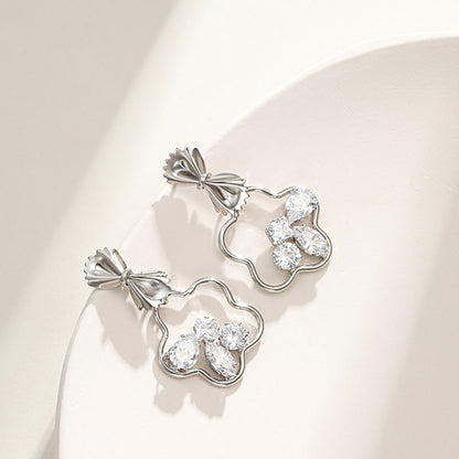 925 Silver Needle Hollow Niche Flower Earrings