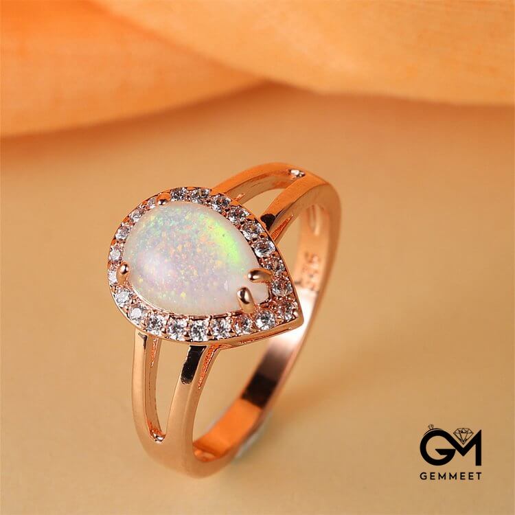 Water Drop Shaped Opal Light Luxury Ring