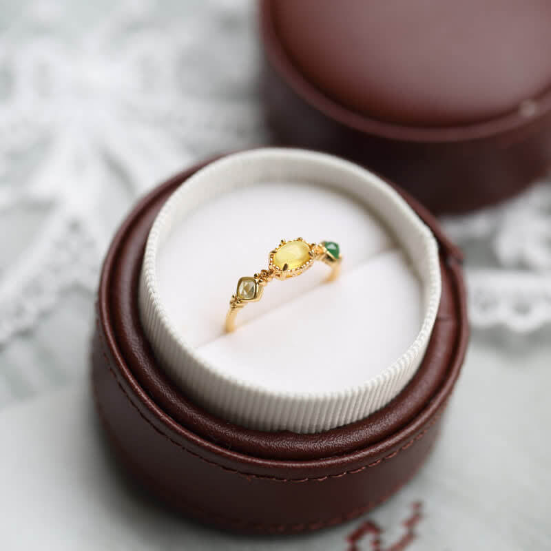 Retro Dainty Amber Gemstone Ring