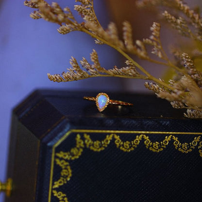 "Water Drop" Vintage Opal Ring