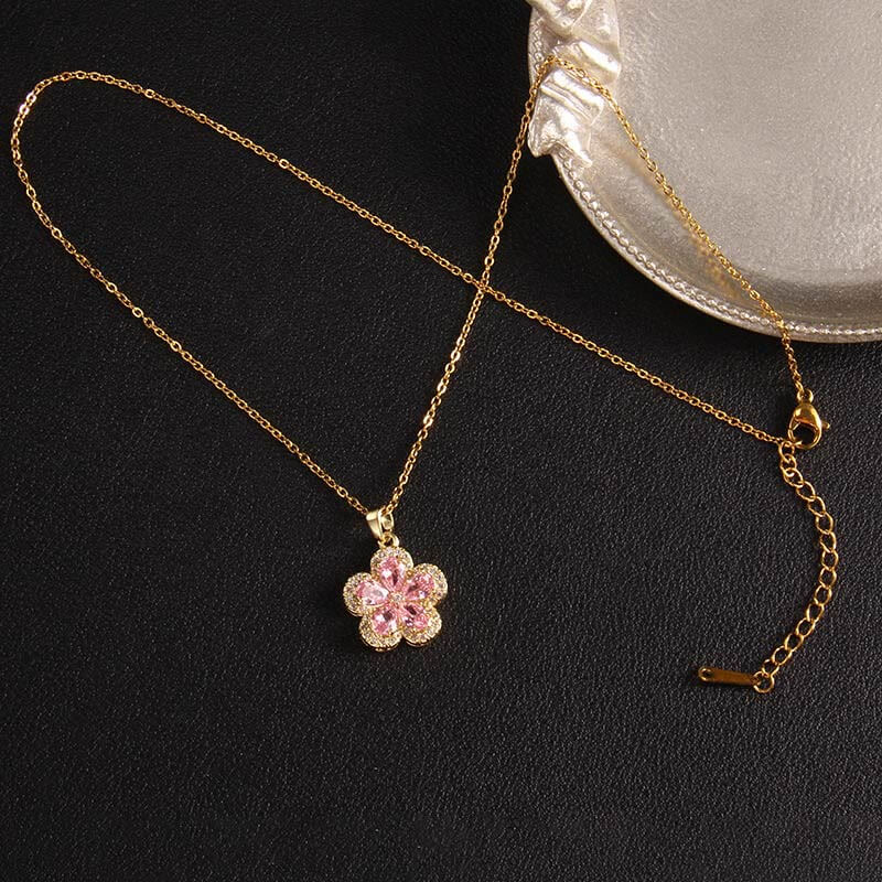 Zircon Four Leaf Clover Flower Necklace