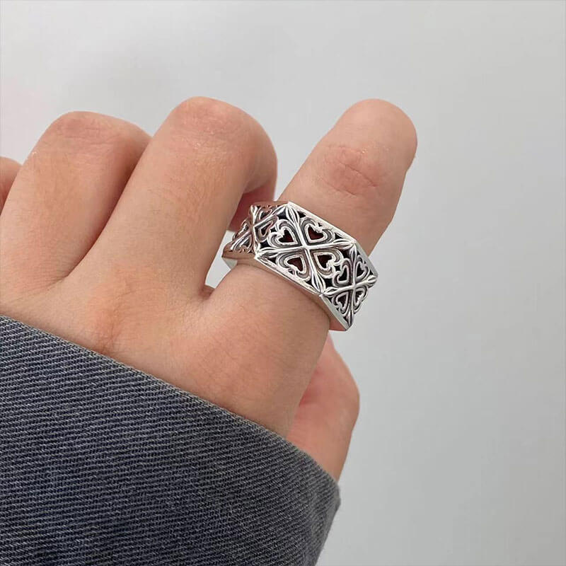 Retro Prismatic Love Hollow Pattern Couple Niche Wide Square Ring