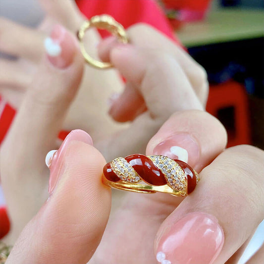 18K Gold-plated Enamel Twist Ring with Textured Carved Gold and Brushed Process