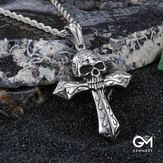 Knight's Skull Cross Pendant