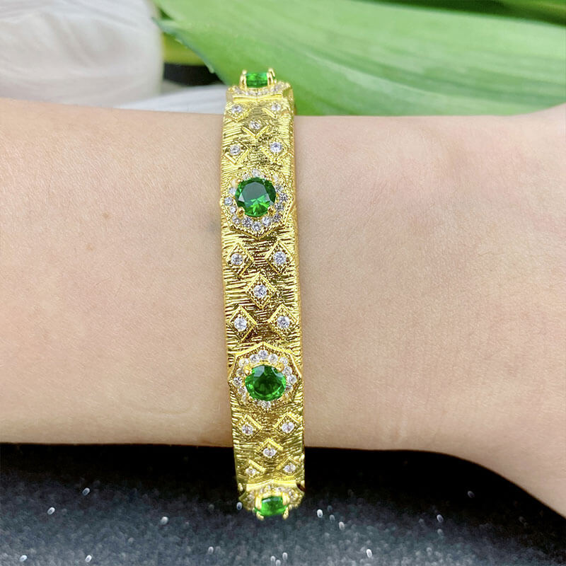 Handmade Butcher Silk Inlaid Zircon Opening Bracelet Women's Weaving Pattern Carved Gold Imitation Emerald Zircon Bracelet