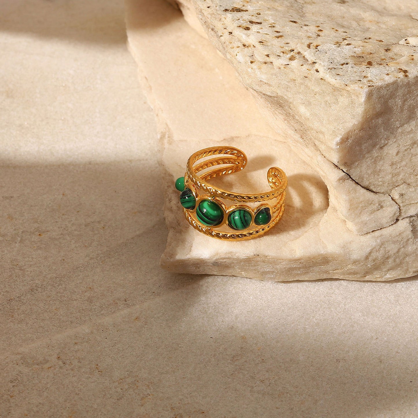 French Vintage Natural Stone 5 Malachite Hollow Ring