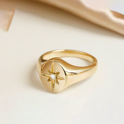 Gypsy Setting Octet Gold Shining Star Signet Ring