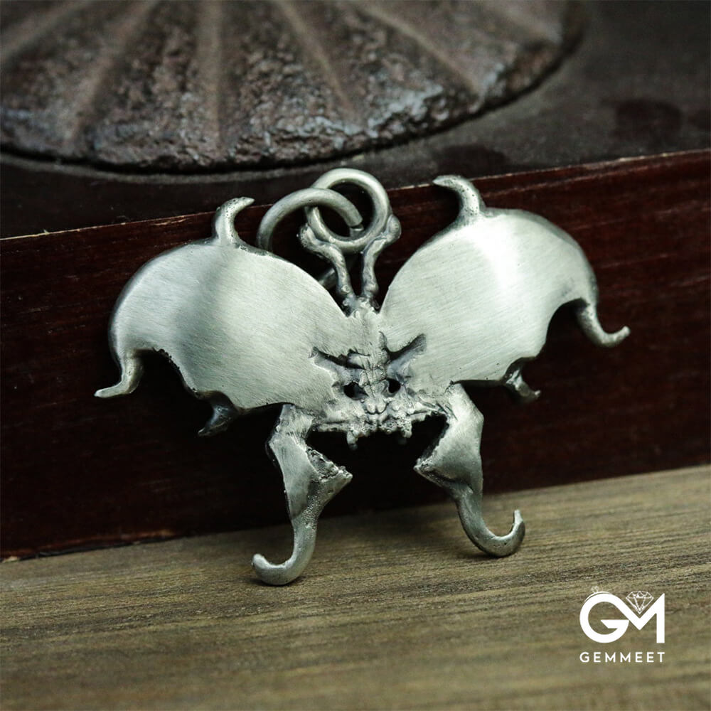 Special Skull Butterfly Pendant Necklace