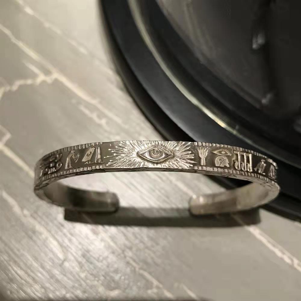 Men's Vintage Egyptian Eye Of Horus Gold Bracelet