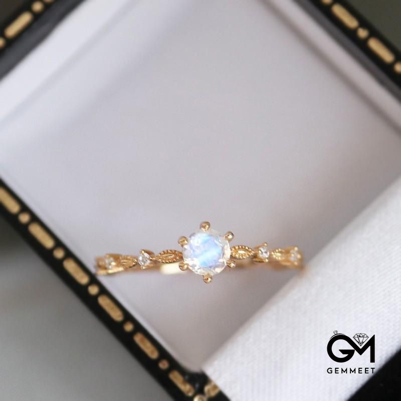 Vintage Round Moonstone Temperament Ring