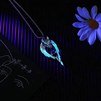 "Lone Brave" - Luminous Northern Wolf Sapphire Necklace