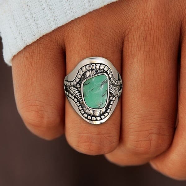 Vintage Large Turquoise Ring