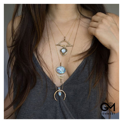 Stylish Vintage Moonstone Necklace