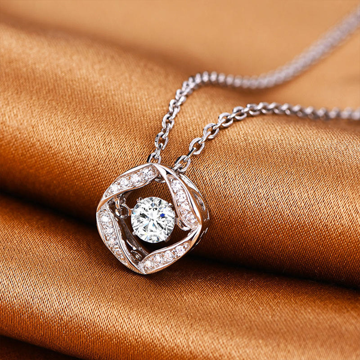 White Gold Rose Shape Full Stones Beating Pendant Chain