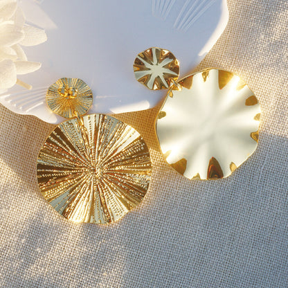 Wavy Textures Disc Gold Big Drop Earrings